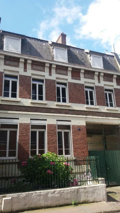 Apt 8 Du Temple Hypercentre & Parking Apartamento Cambrai Exterior foto